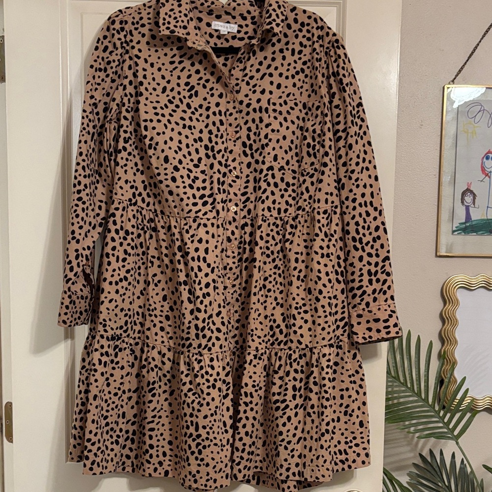 Crown & Ivy Tan and Black Spotted Long Sleeve Dress